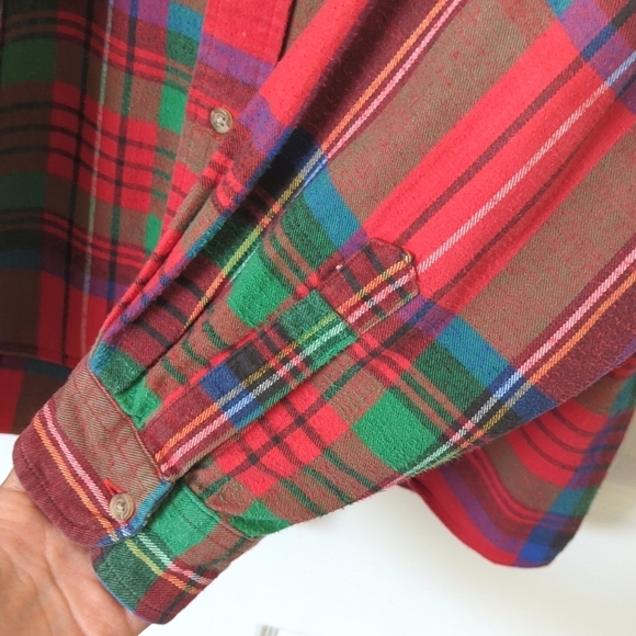 American Eagle 80's Vintage Plaid Flannel Long Sleeve Button Down Shirt Red XL - Picture 8 of 10